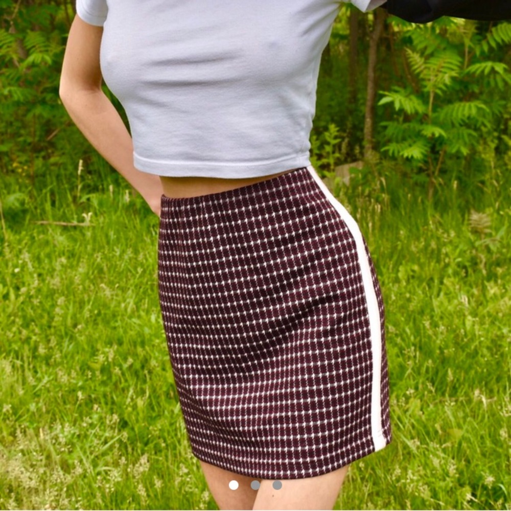 Forever 21 Maroon Patterned Skirt